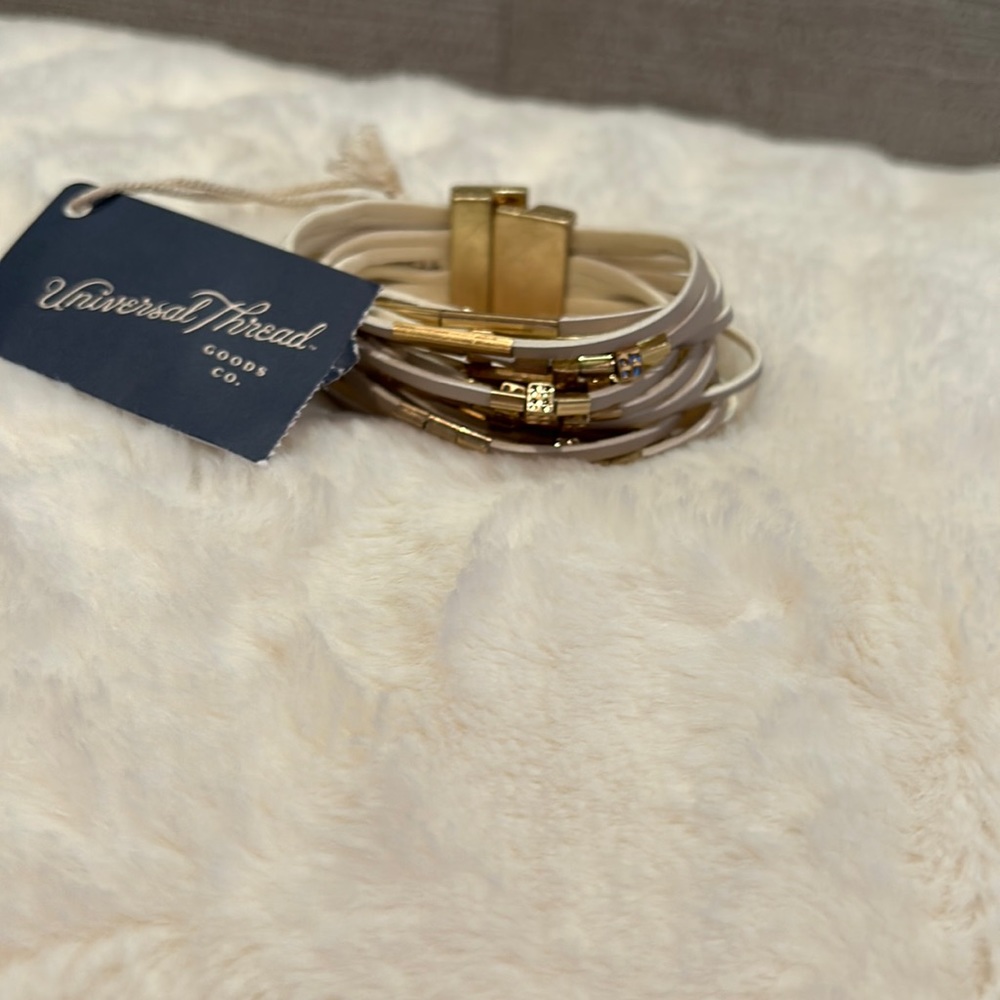 Cream bracelet